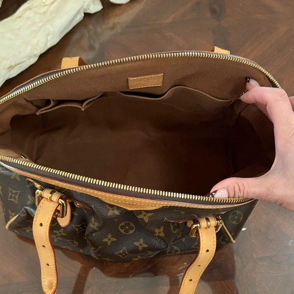 Louis Vuitton Brown Monogram Shoulder Bag - Picture 3 of 16